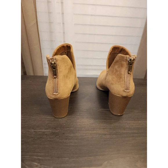 Sun + Stone Modern Microsuede Western Block Heel Booties Boots 7 M Tan BROWN - Picture 8 of 13